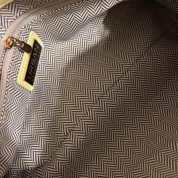 light yellow baguette bag - Picture 3 of 4